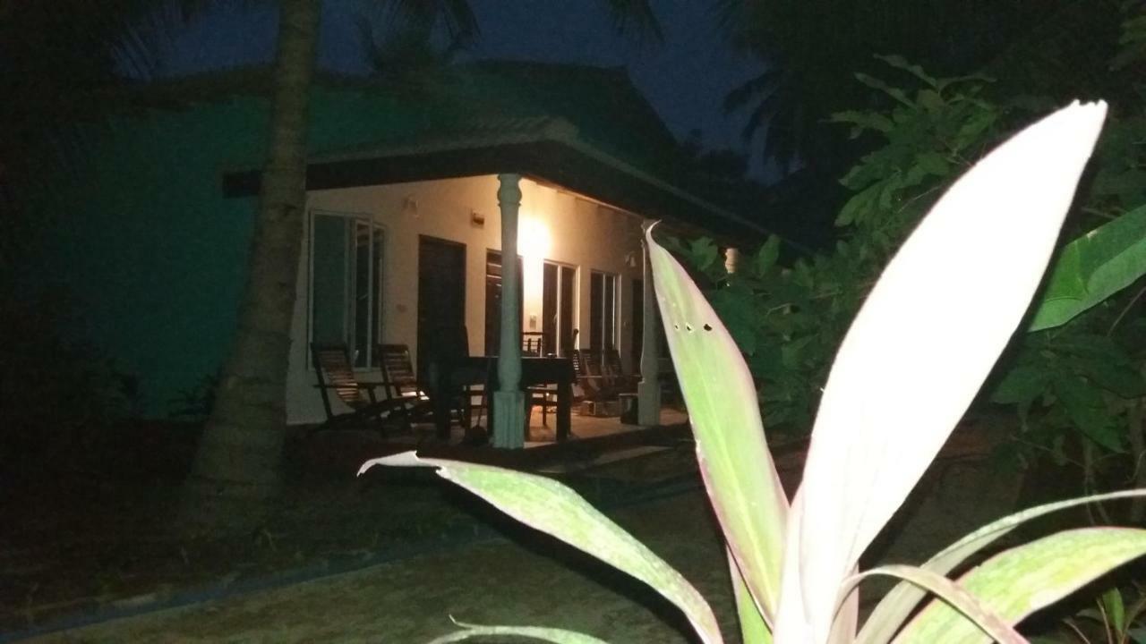 Theepan'S Home Nilaveli Exterior photo